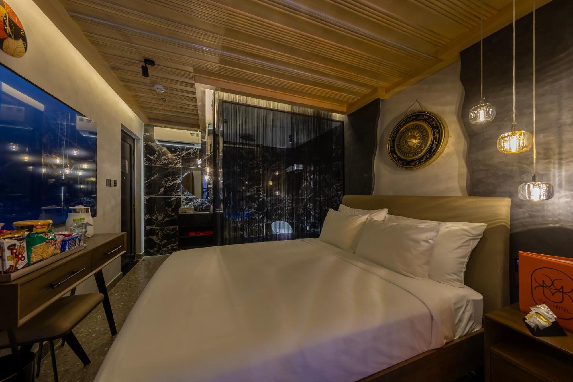 Pynt 4 * Ho Chi Minh City