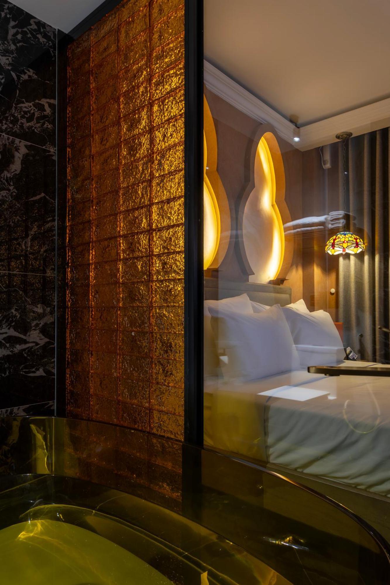 Pynt 4 * Ho Chi Minh City