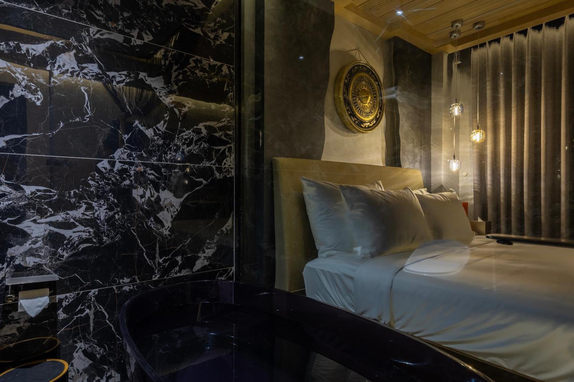 Pynt 4 * Ho Chi Minh City