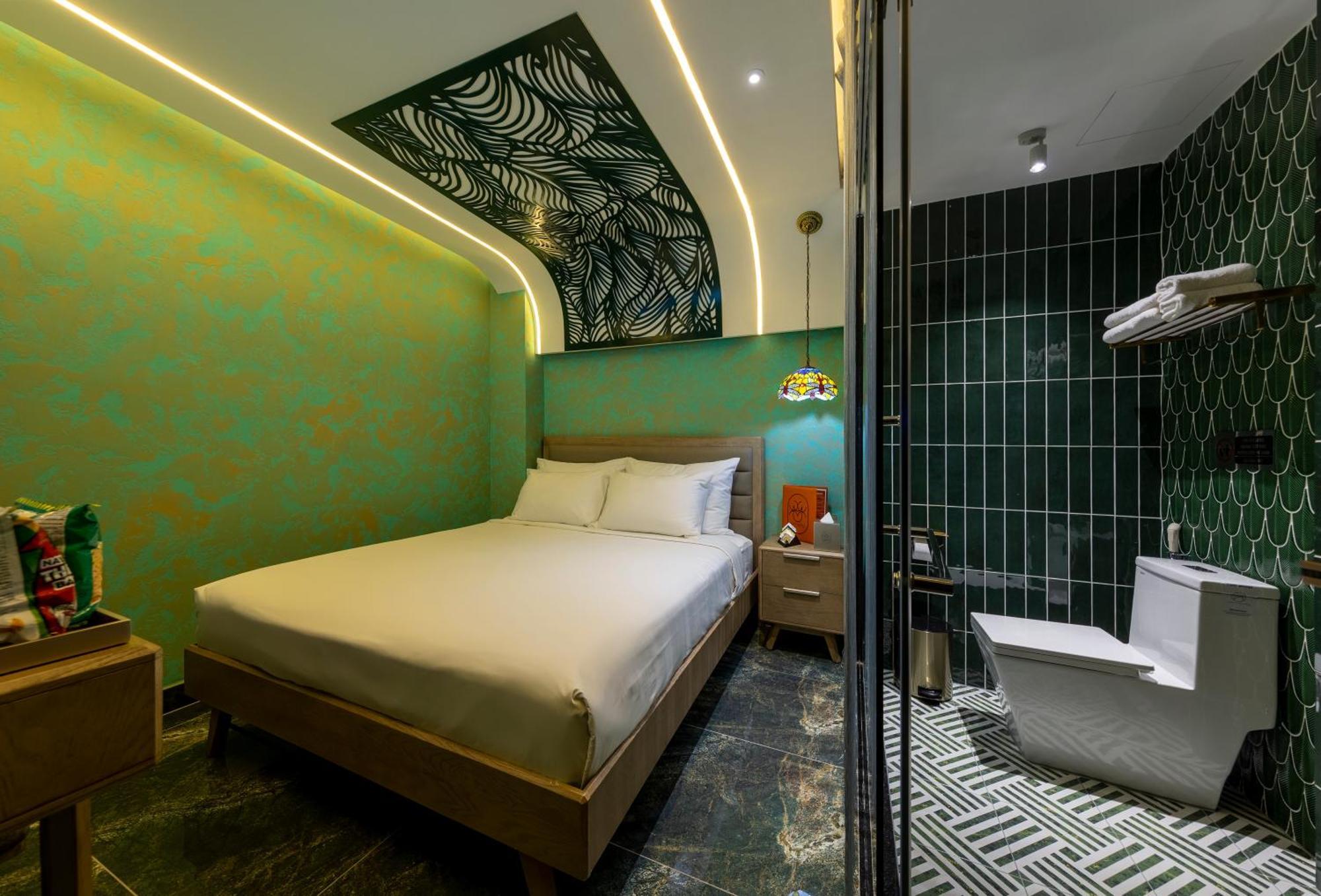 Pynt 4 Hotel *